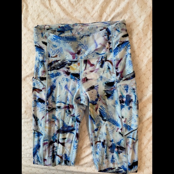 Lululemon speed up tight size 2 RARE color - Picture 2 of 8